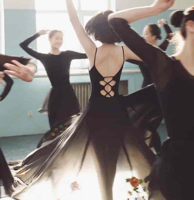 恋爱的时候我们都不懂爱情(你恋爱的时候不懂爱情)